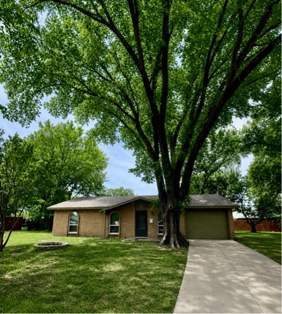 2801 West Springdale Circle